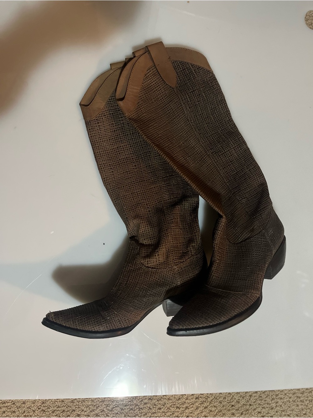 Vero Cuoio Textured Dark Brown Western Knee-High Boots